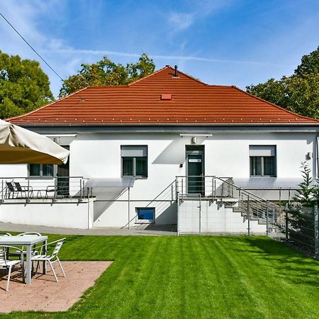 Villa Garden Eger Exteriér fotografie
