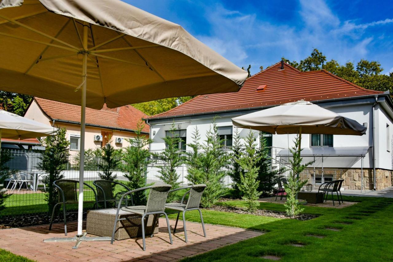 Villa Garden Eger Exteriér fotografie