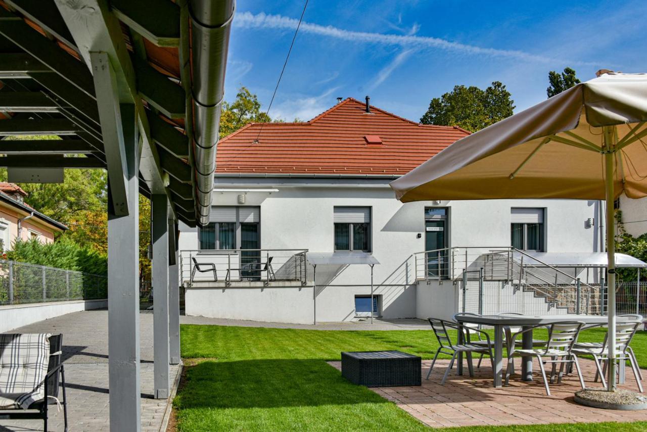 Villa Garden Eger Exteriér fotografie